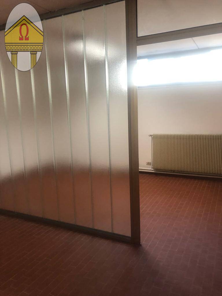 Locale commerciale in vendita a Spresiano, Visnadello