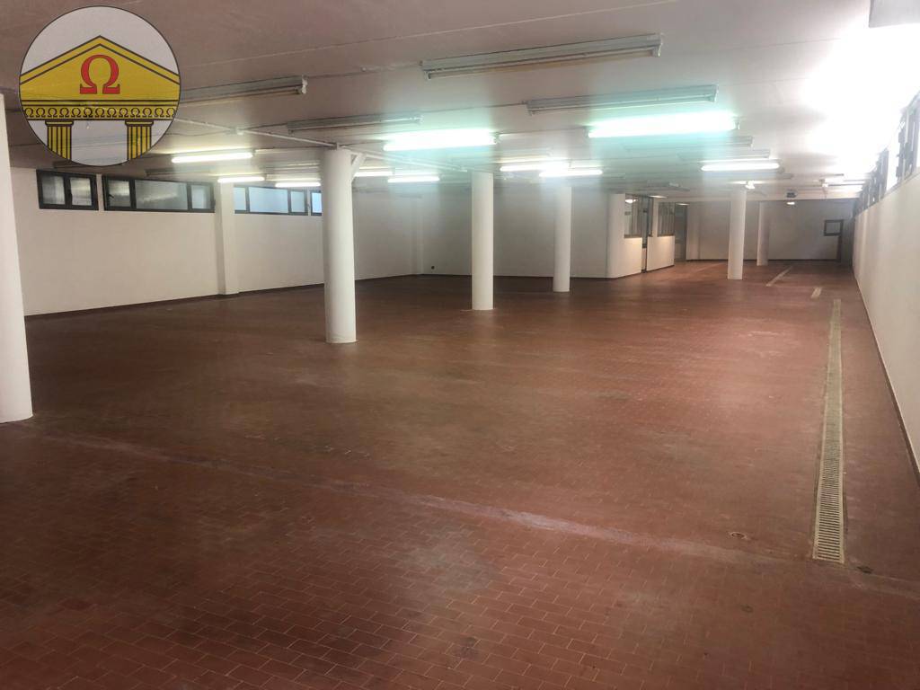 Locale commerciale in vendita a Spresiano, Visnadello