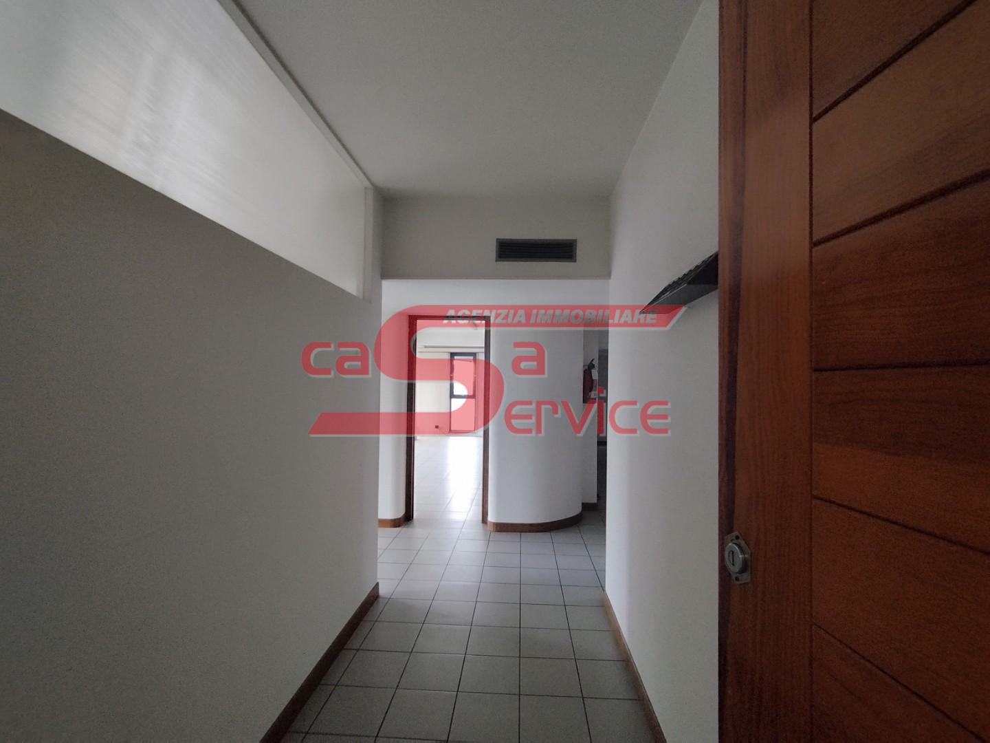 Ufficio in vendita a Montecatini-Terme