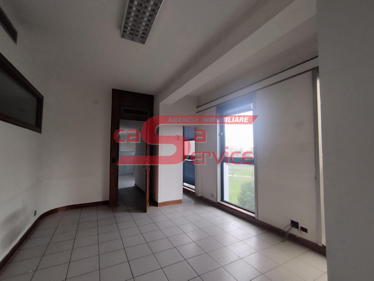 Ufficio in vendita a Montecatini-Terme