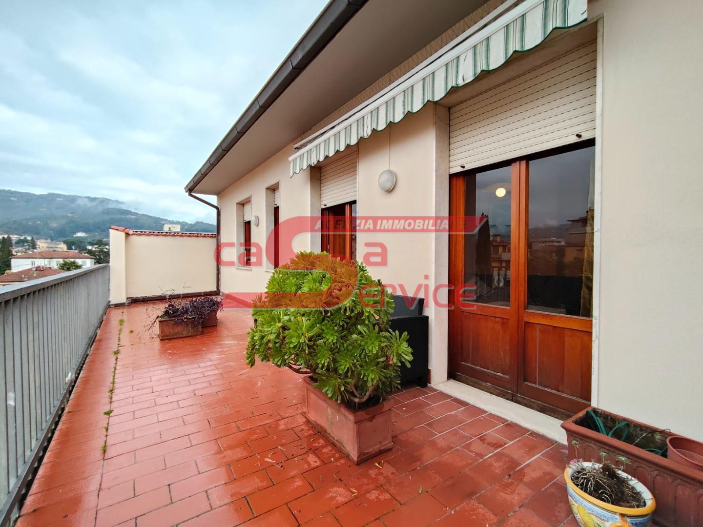 Attico con terrazzi, Montecatini-Terme zona nord