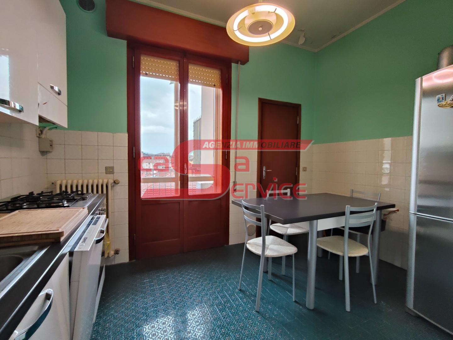 Attico con terrazzi, Montecatini-Terme zona nord