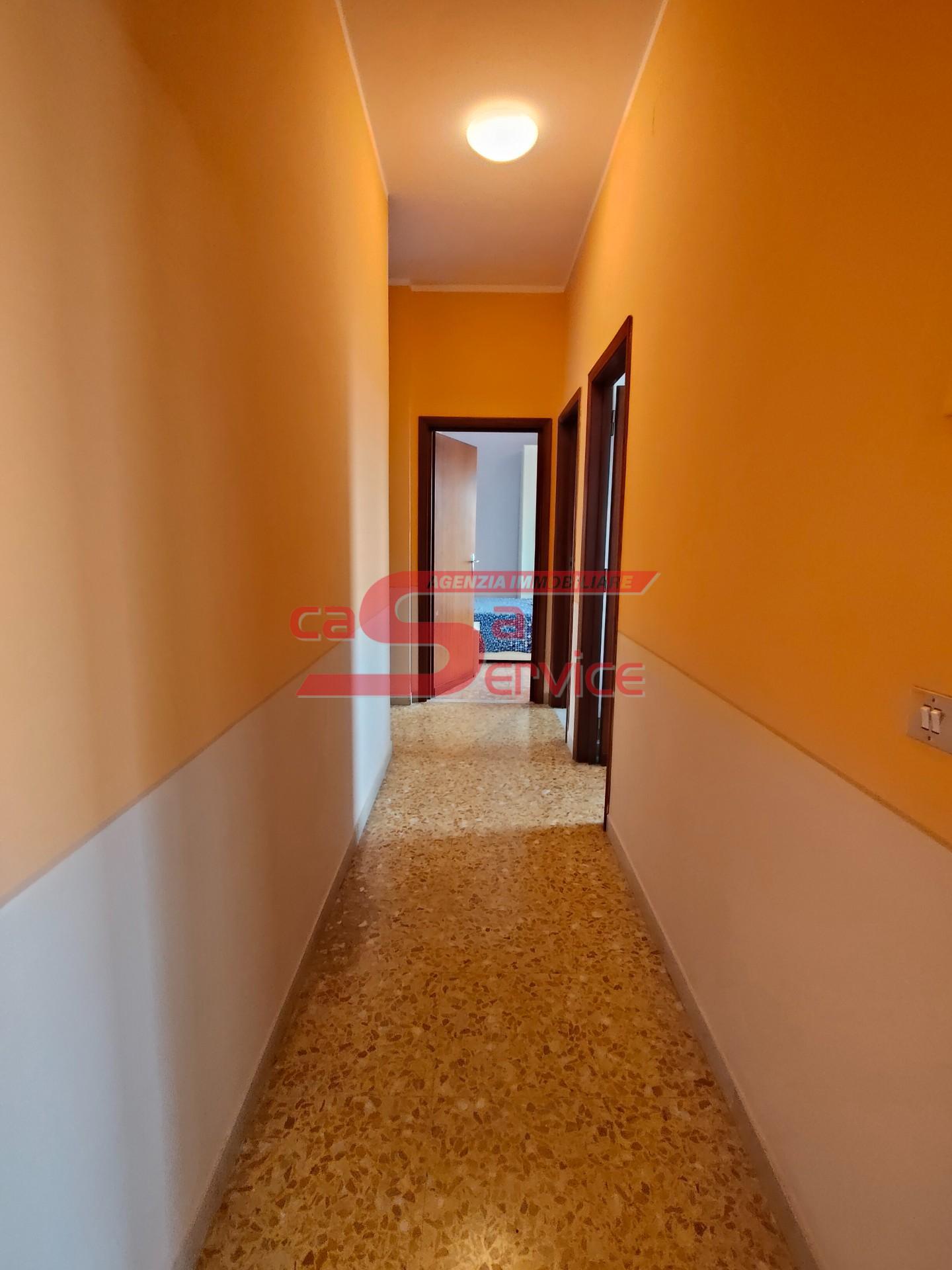 Attico con terrazzi, Montecatini-Terme zona nord