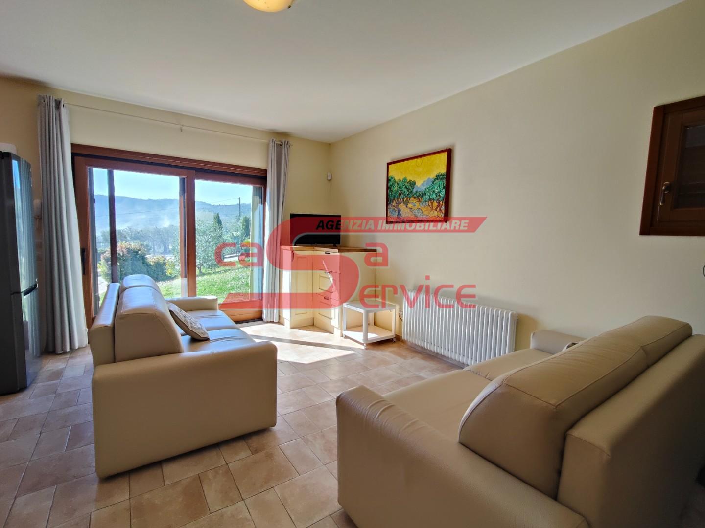 Casa indipendente in vendita a Massa e Cozzile