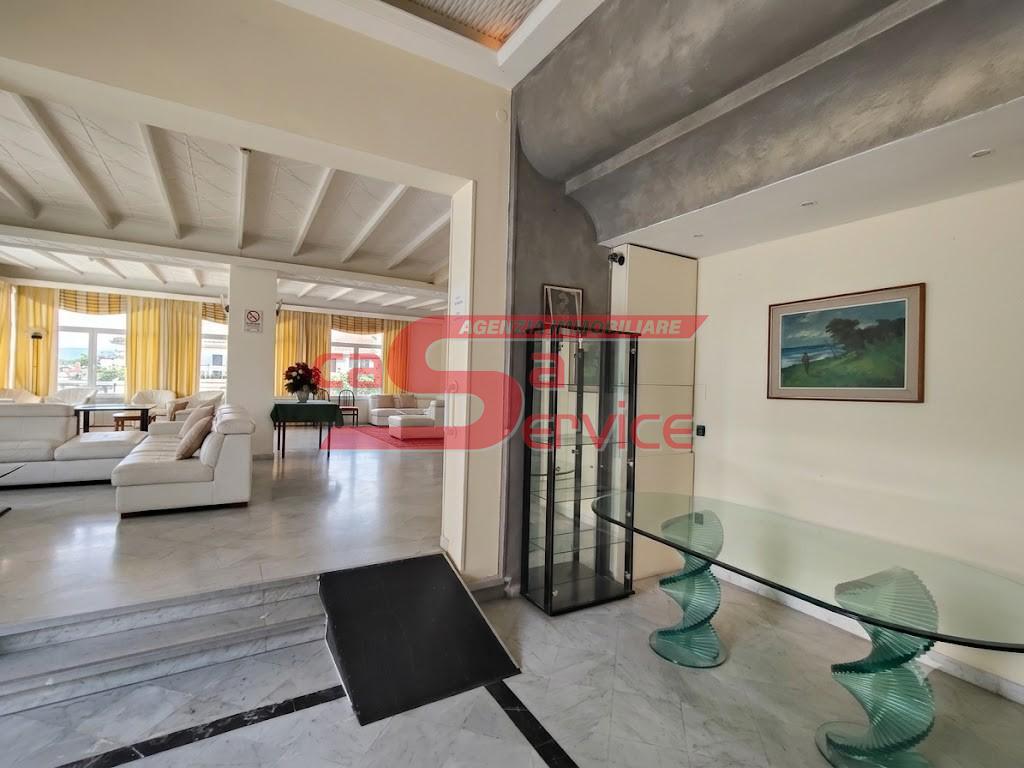 Attivit� commerciale in vendita a Montecatini-Terme