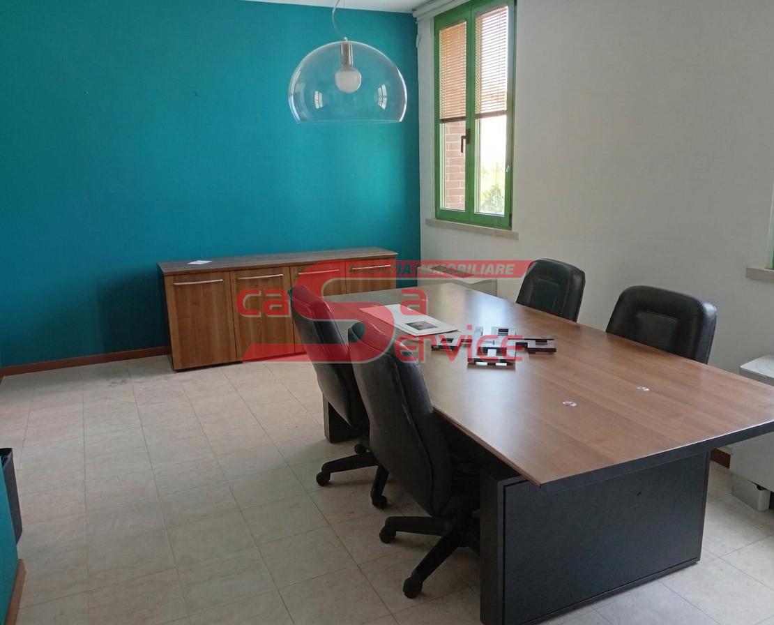 Ufficio in affitto, Montecatini-Terme zona nord