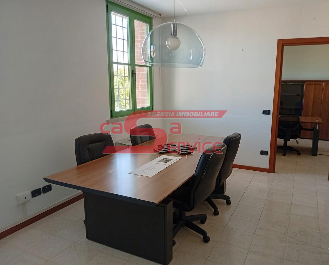 Ufficio in affitto, Montecatini-Terme zona nord