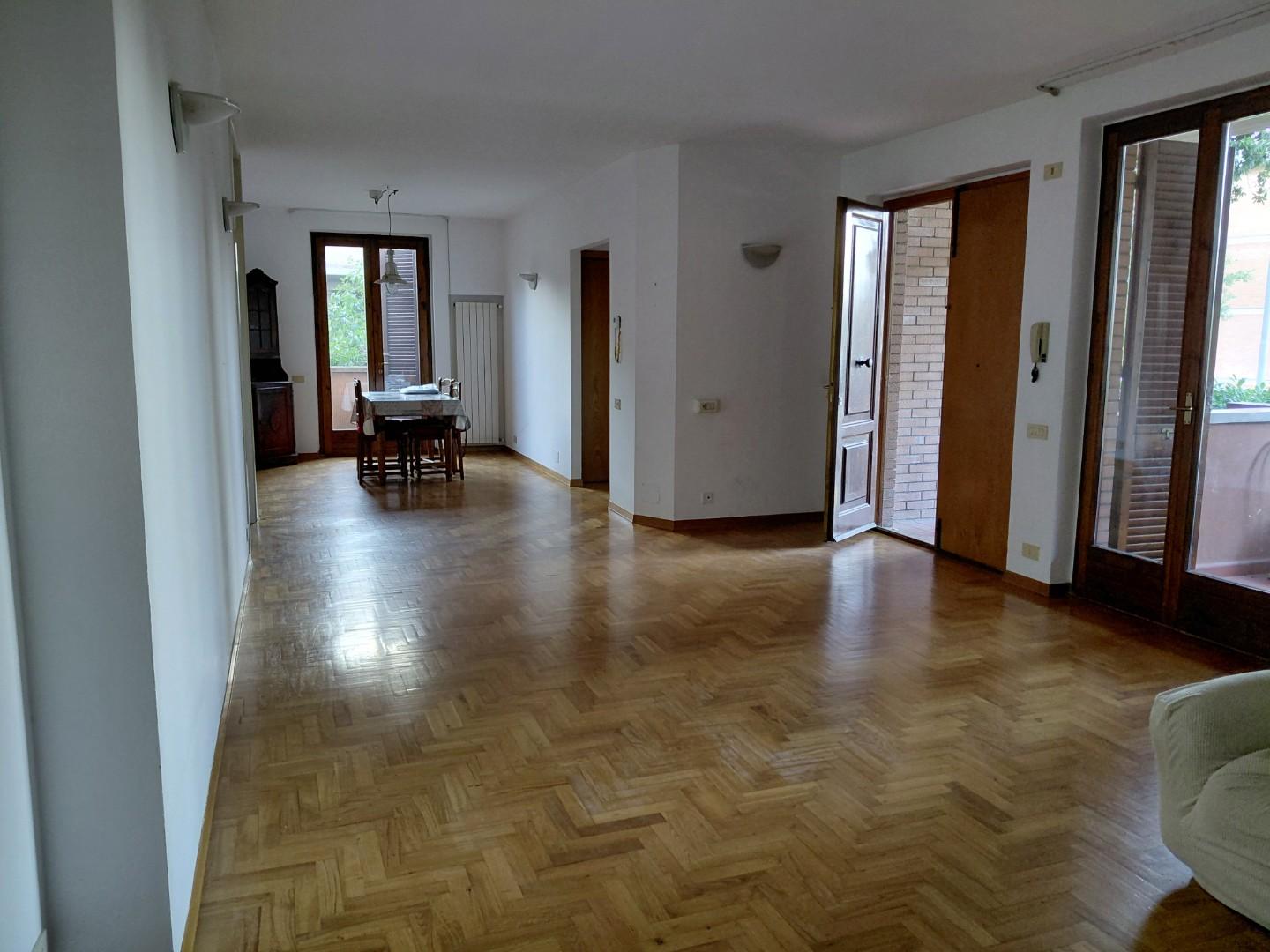 Villa Bifamiliare con giardino, Poggibonsi staggia
