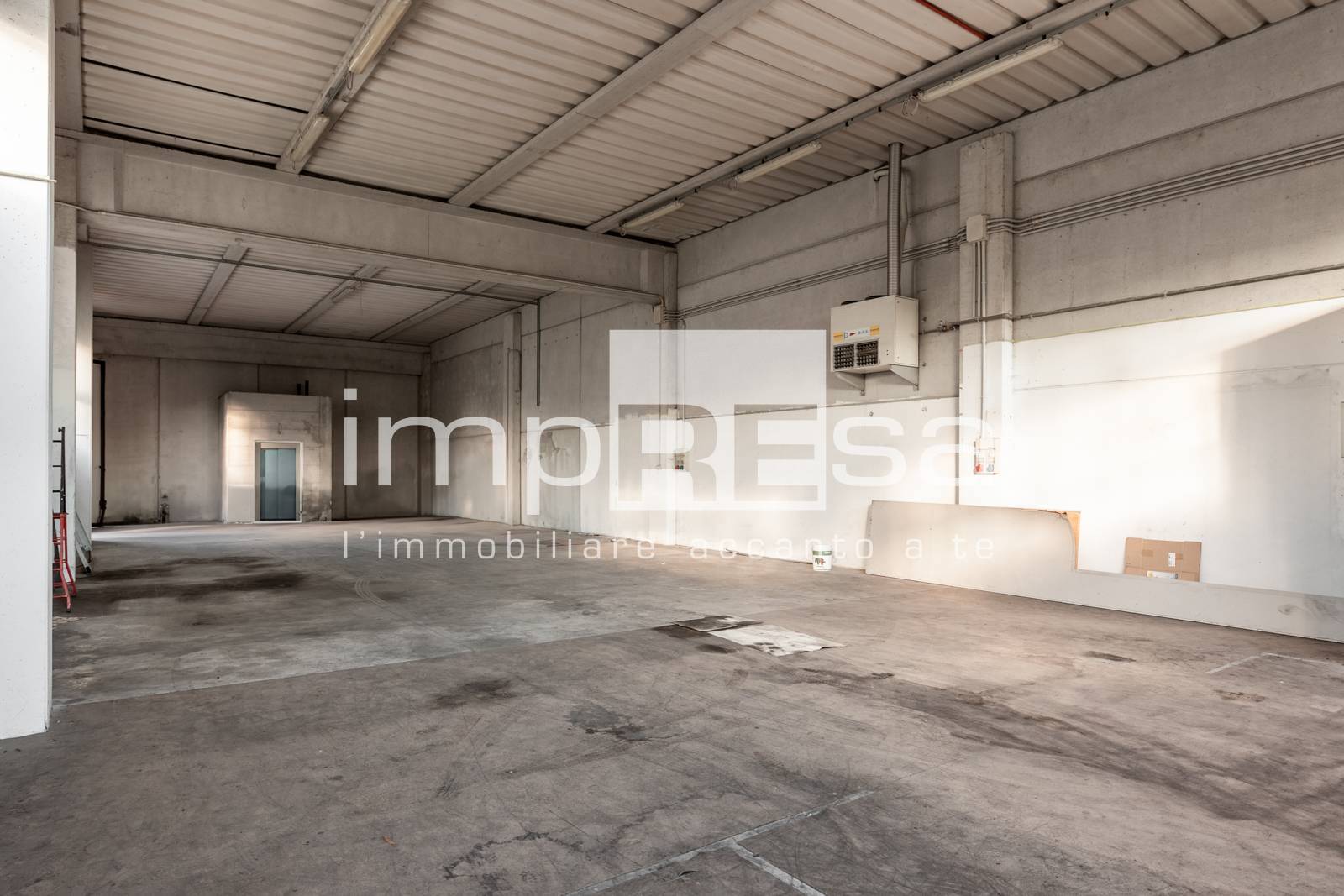 Magazzino in vendita a Villorba, Lancenigo