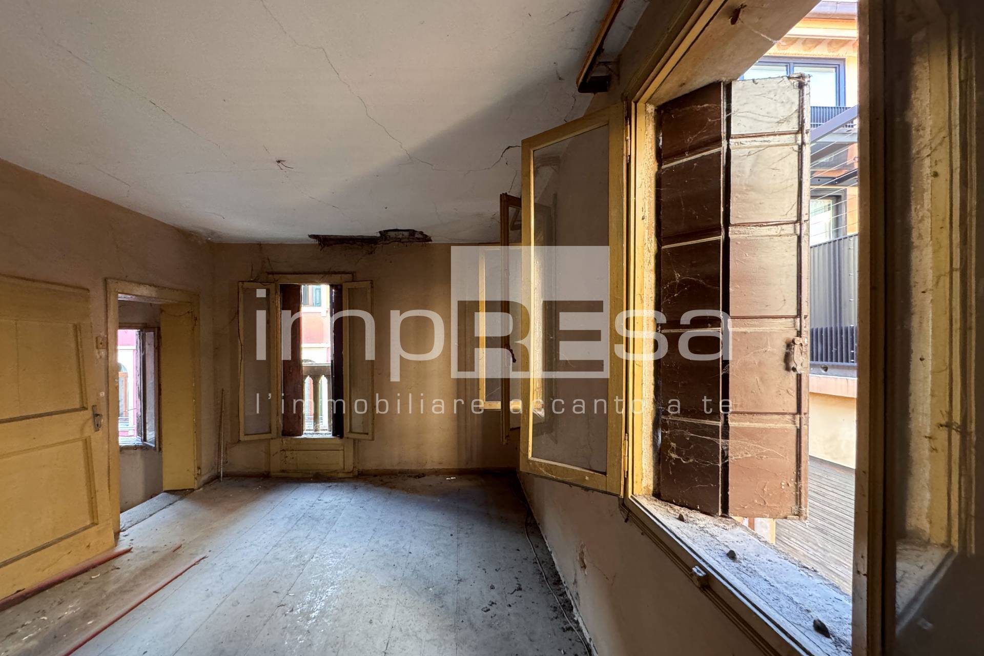 Palazzo in vendita a Treviso, Centro storico