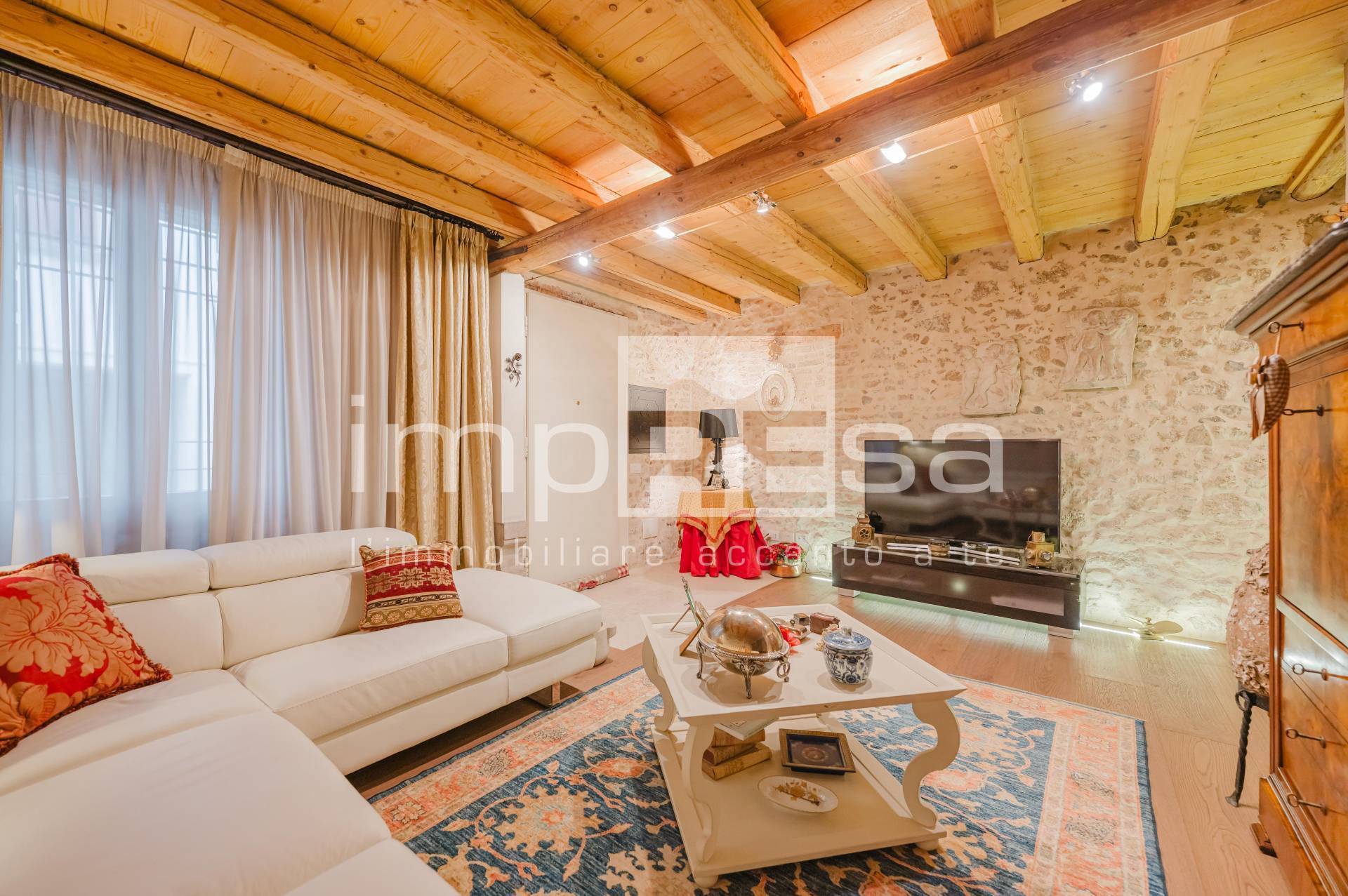 Casa indipendente in vendita a Conegliano, Centro