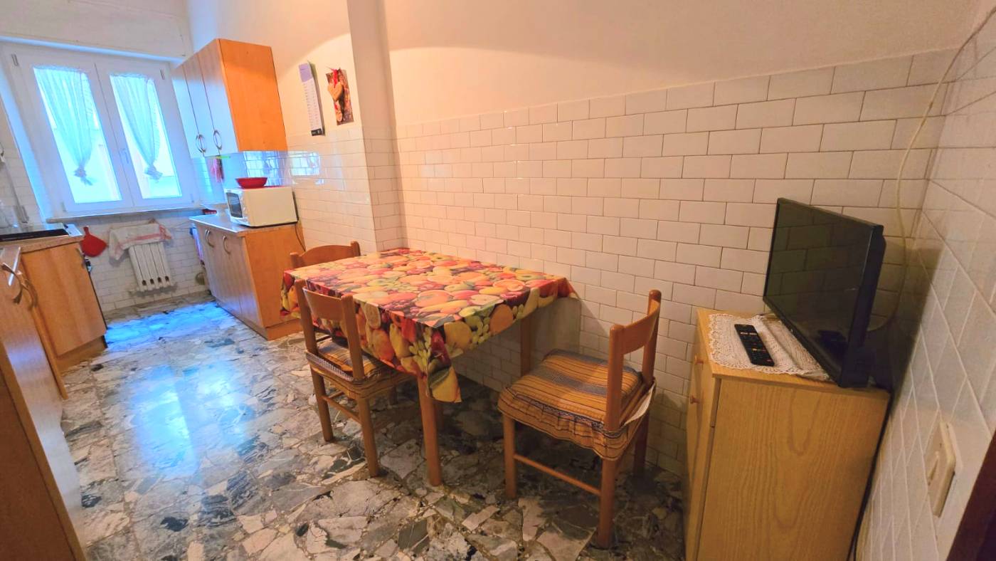 Appartamento in vendita a San Benedetto del Tronto, Centrale verso Sud