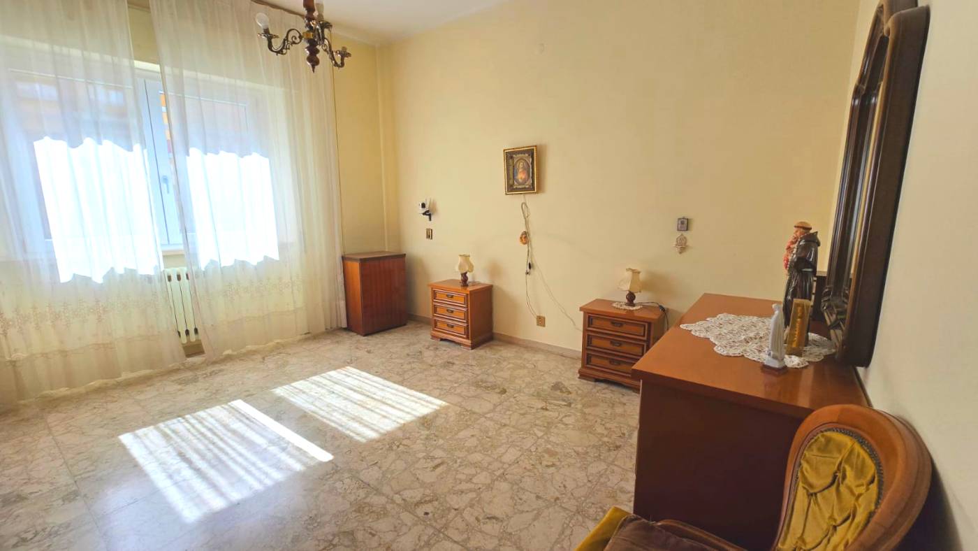 Appartamento in vendita a San Benedetto del Tronto, Centrale verso Sud