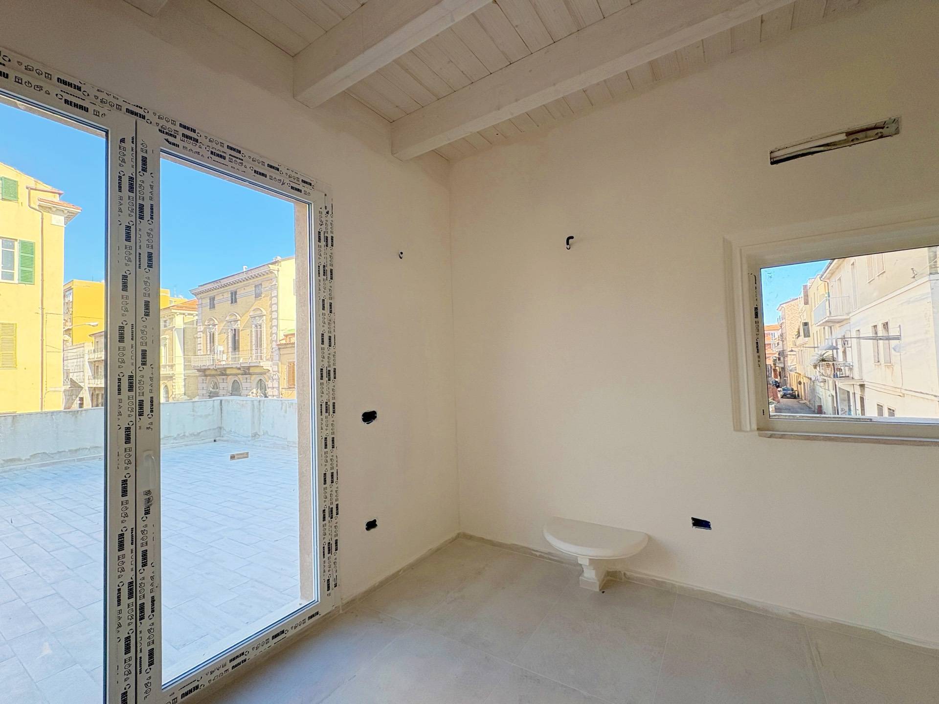 Appartamento in vendita a San Benedetto del Tronto, SBT - Centro