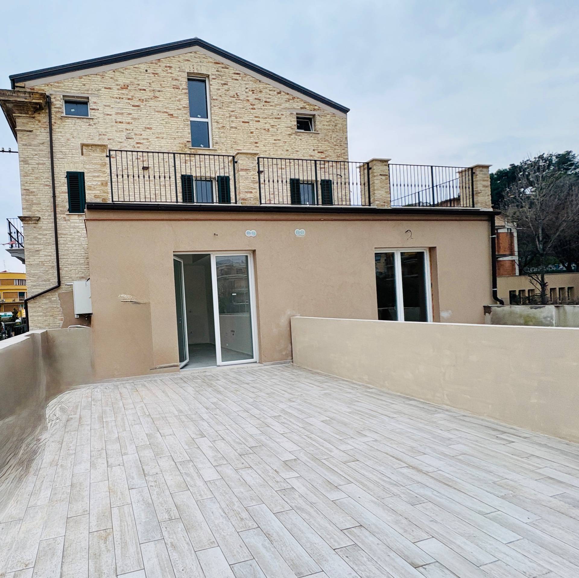 Appartamento in vendita a San Benedetto del Tronto, SBT - Centro