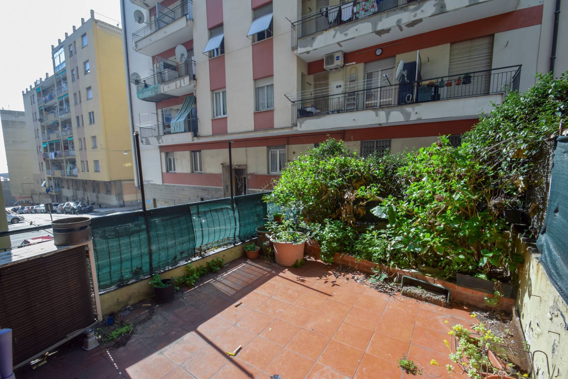 5 vani in vendita a Genova, Voltri