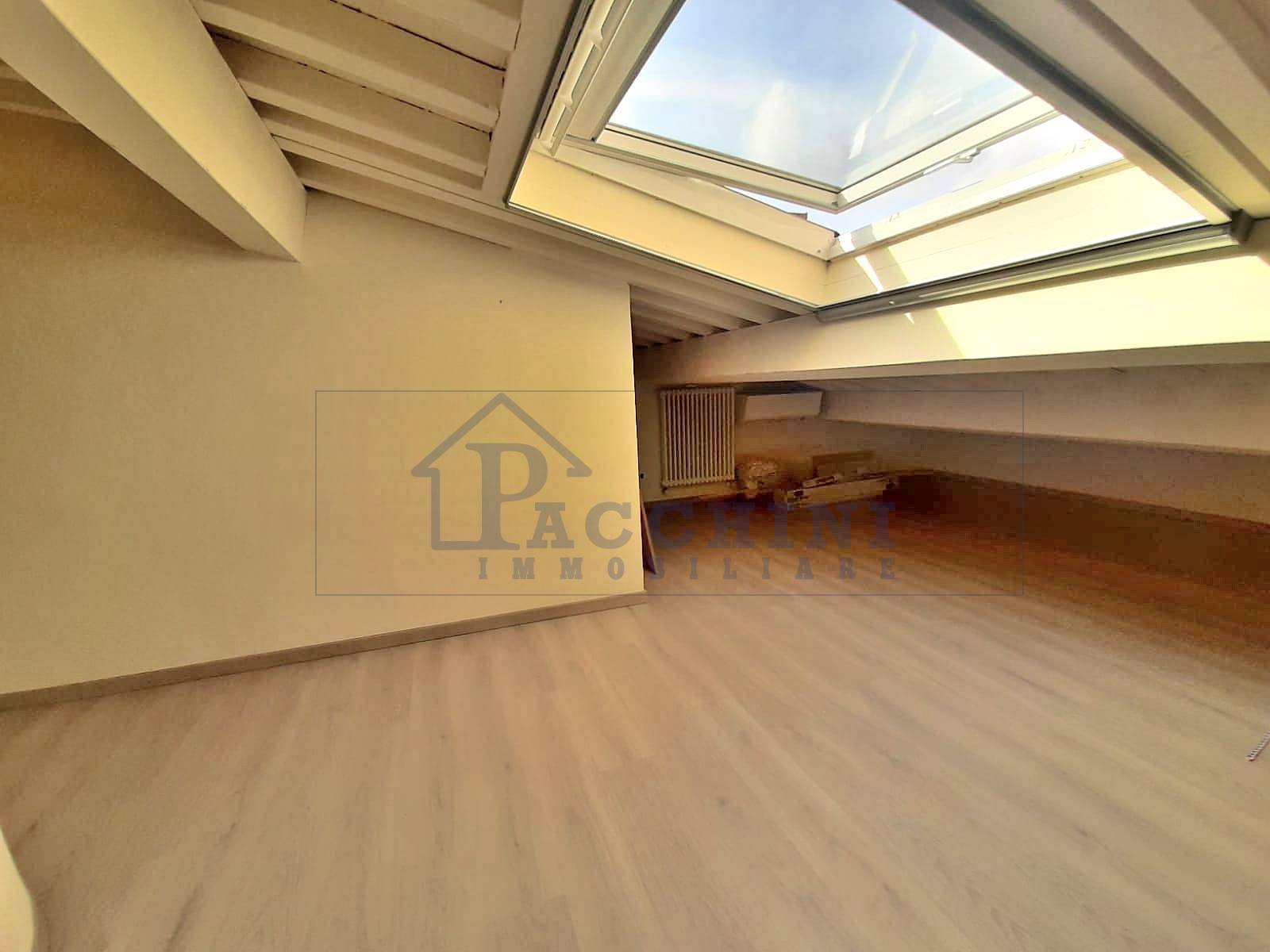 Appartamento in vendita a Pisa, Quartiere Santa Maria