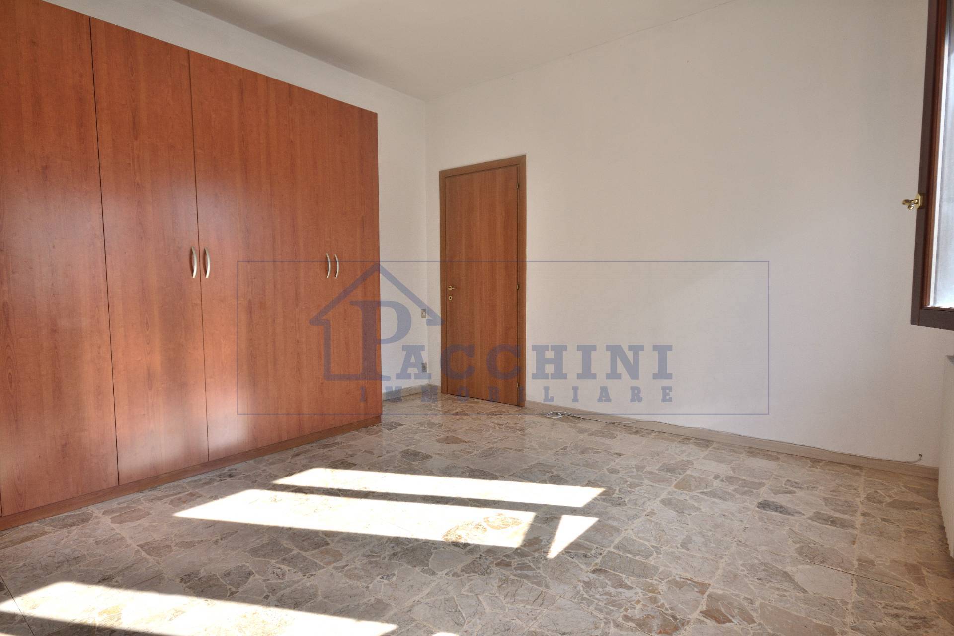 Villa in vendita a Pisa, Zona ingegneria
