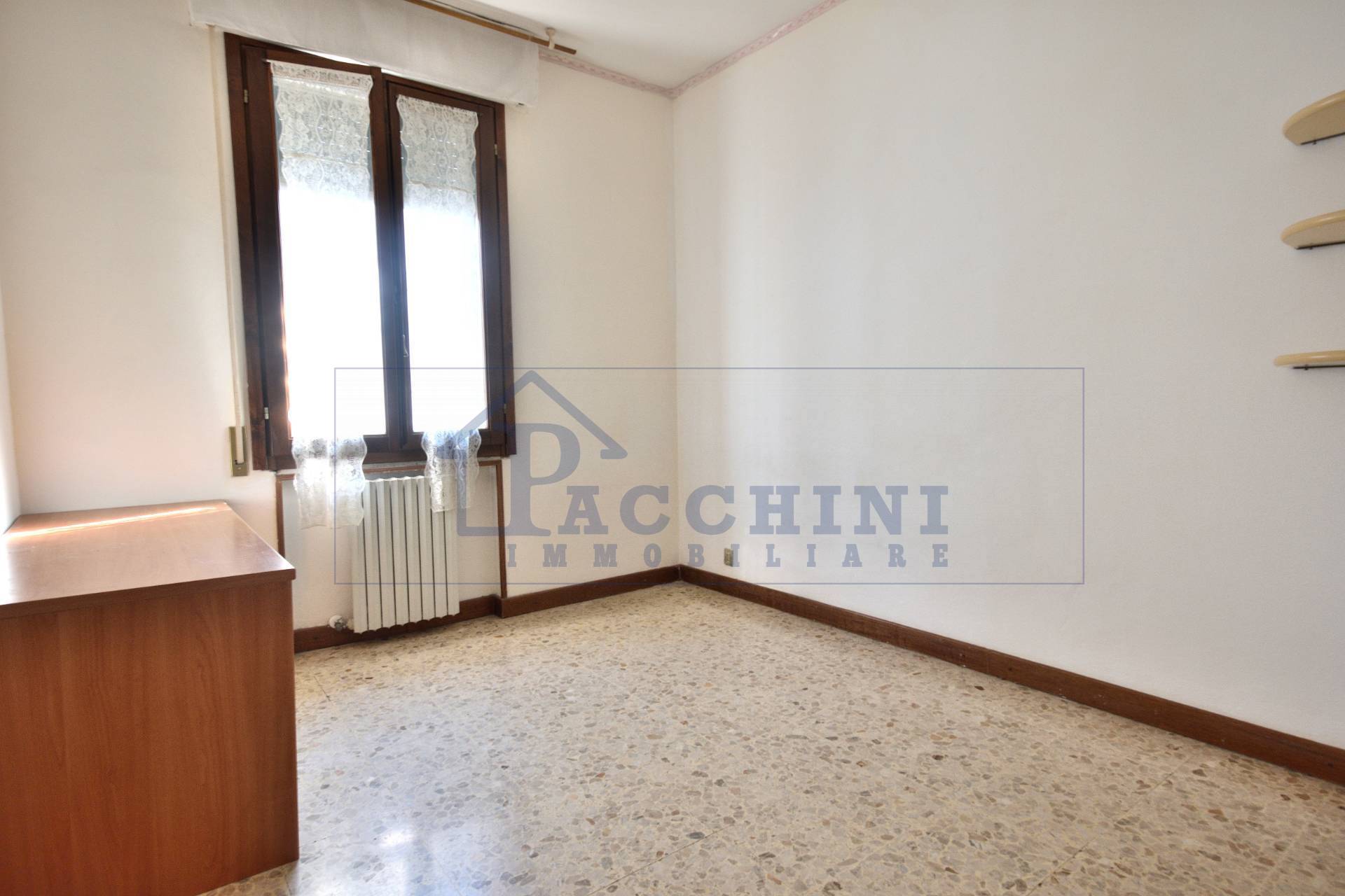 Villa in vendita a Pisa, Zona ingegneria