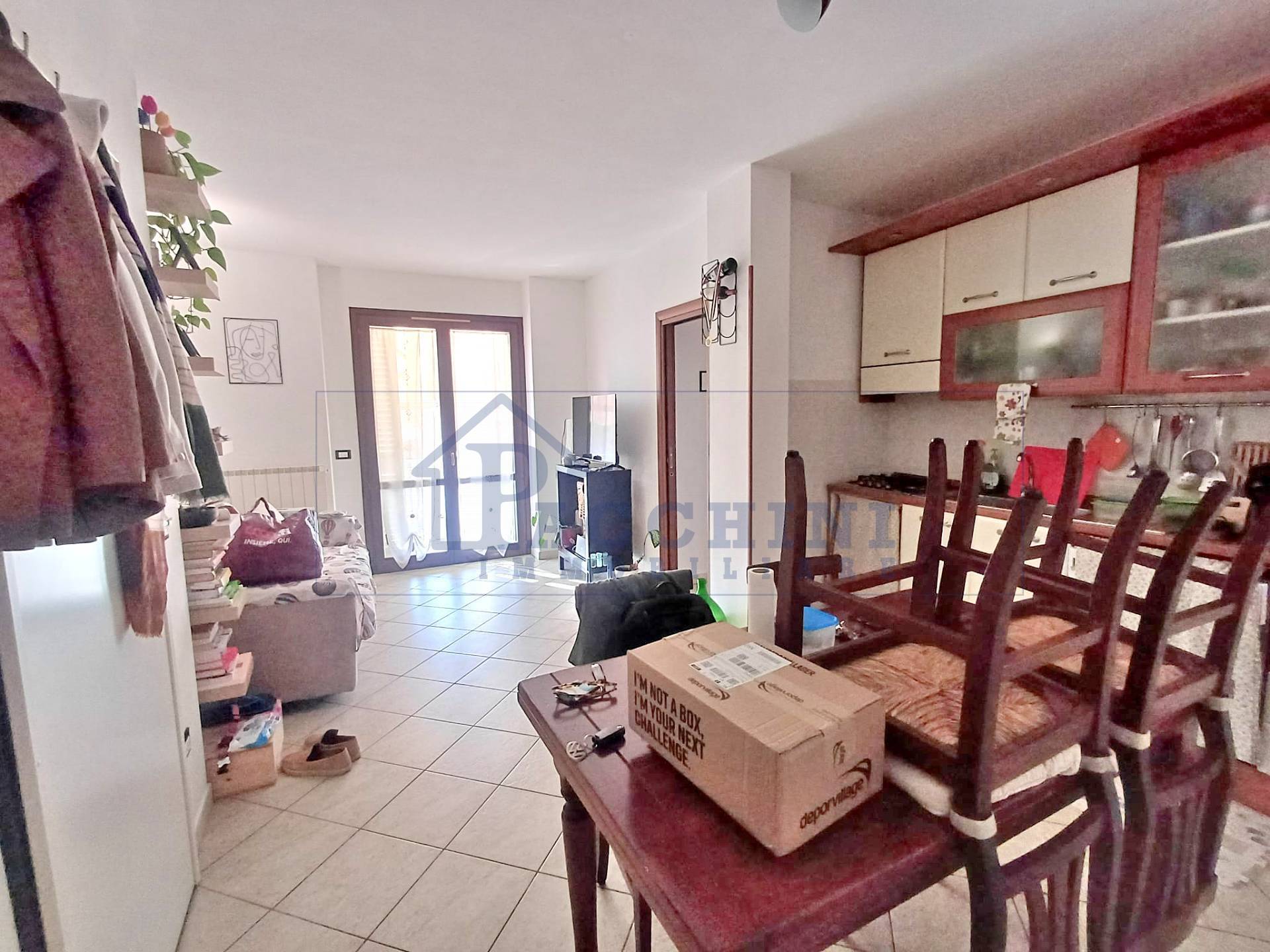 Appartamento in affitto a Cascina, Cascina