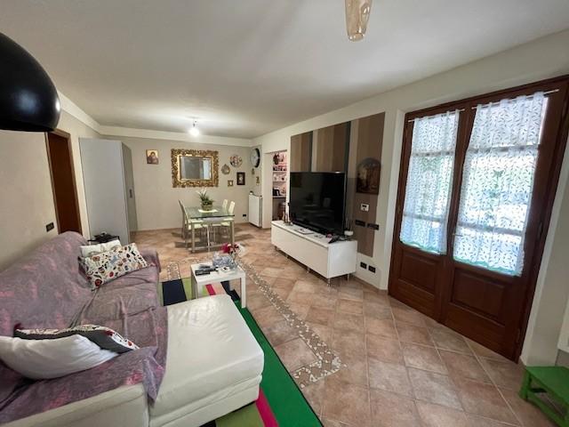 Casa indipendente con giardino, Vecchiano filettole