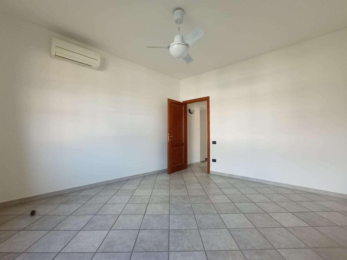 Villa con giardino a Vecchiano