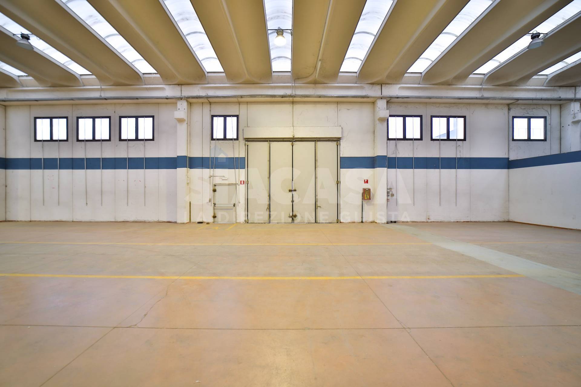 Capannoni in affitto a Mezzago