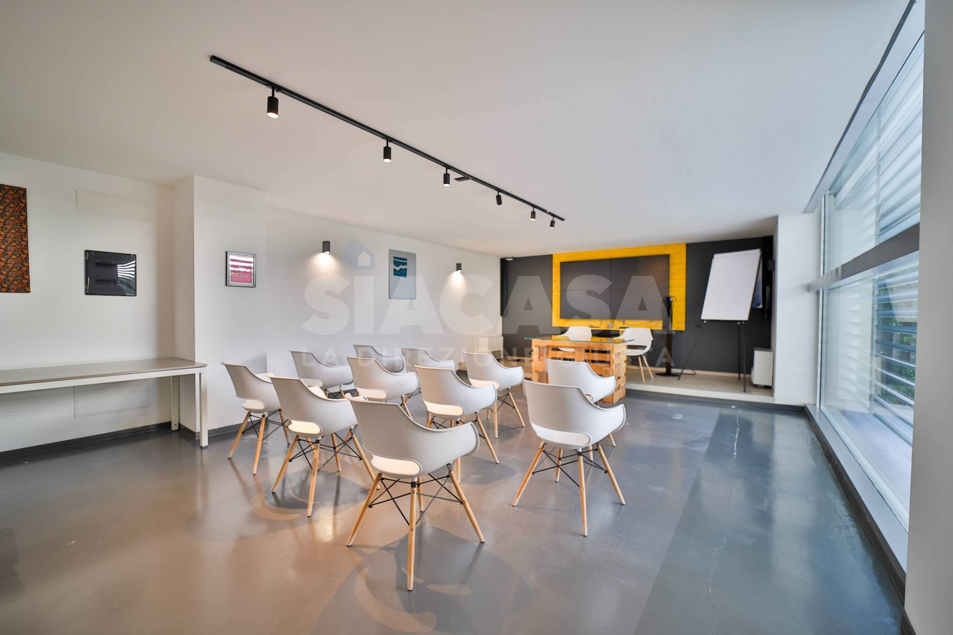 Uffici in affitto a Vimercate