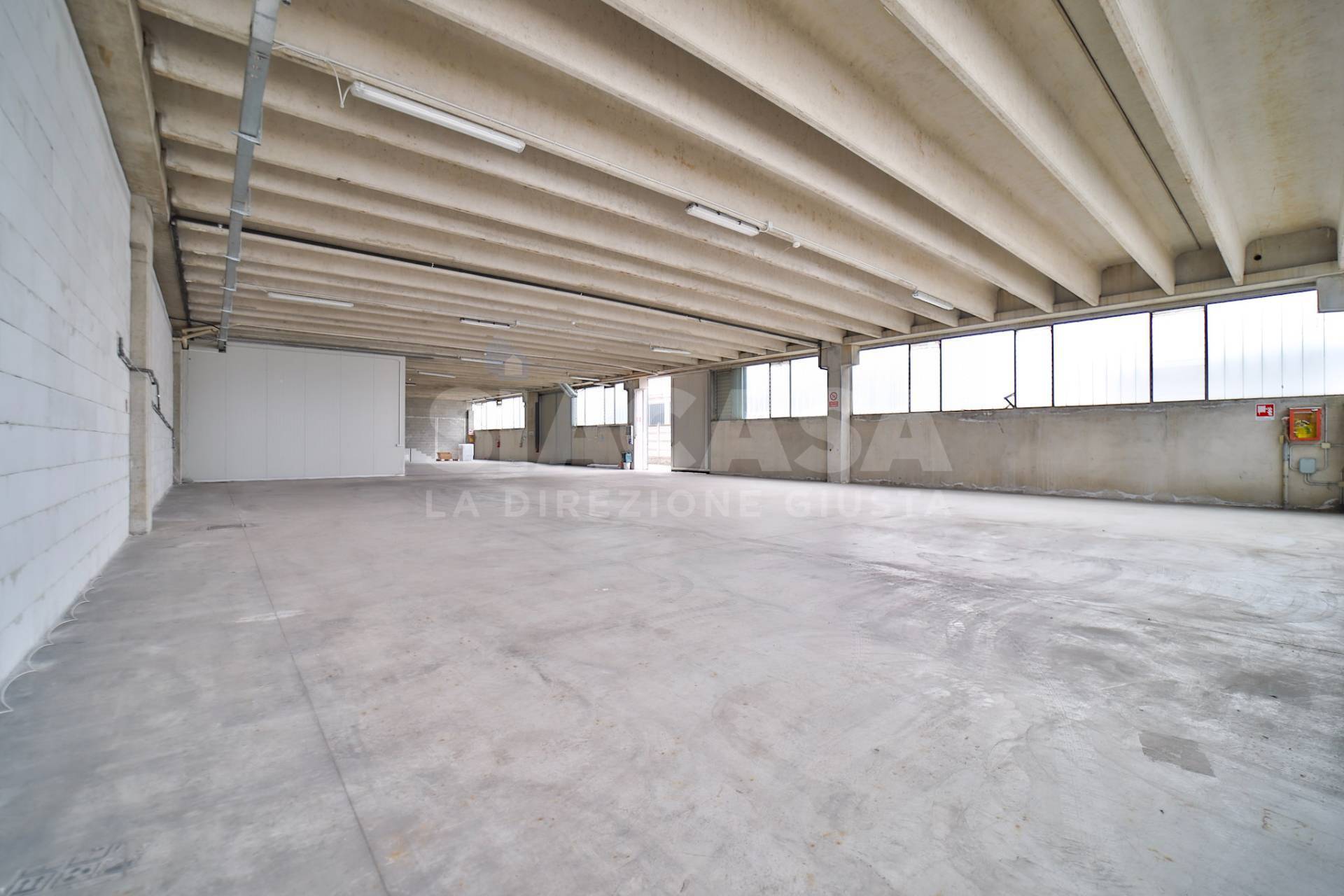Capannoni in affitto a Liscate