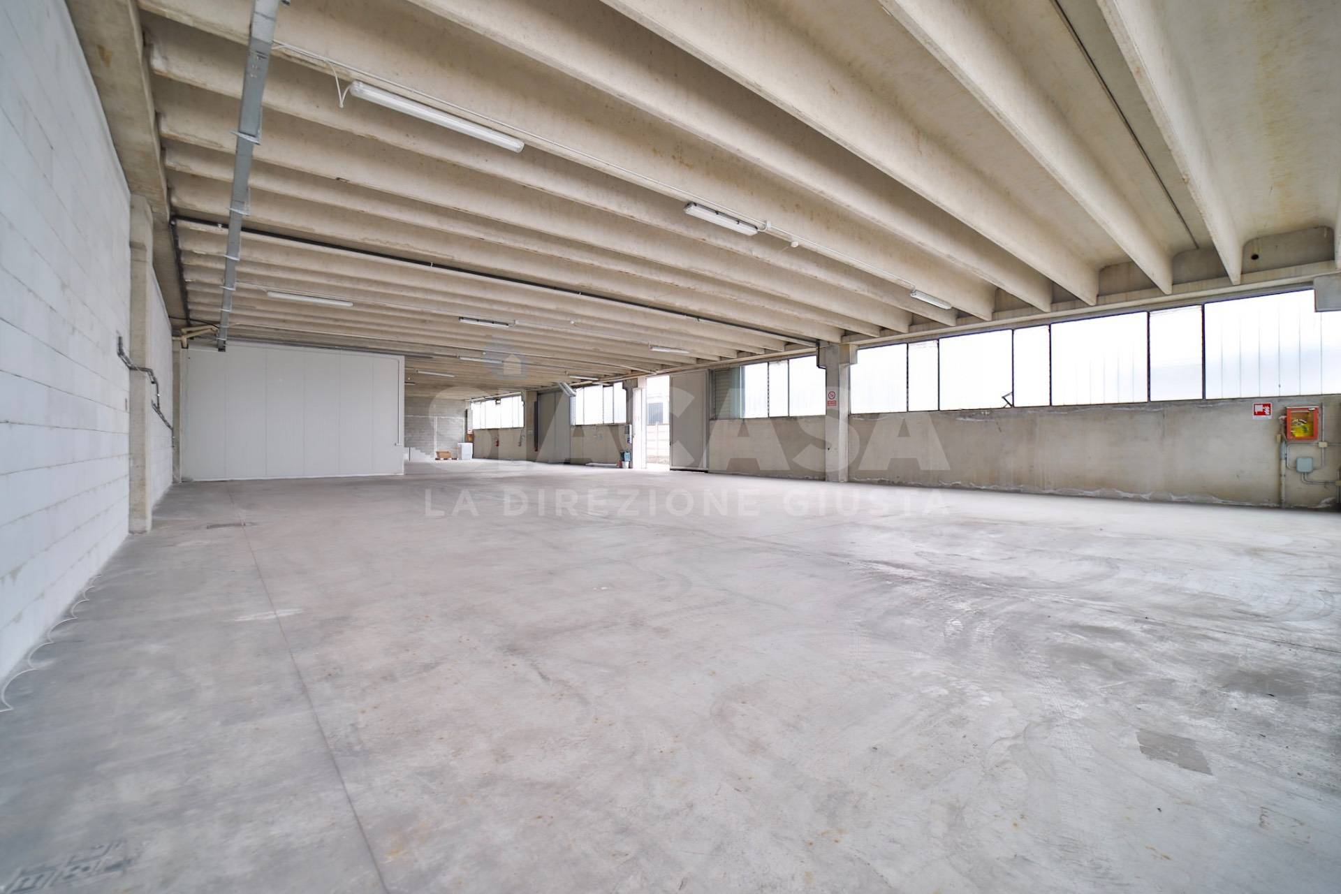 Capannoni in affitto a Liscate