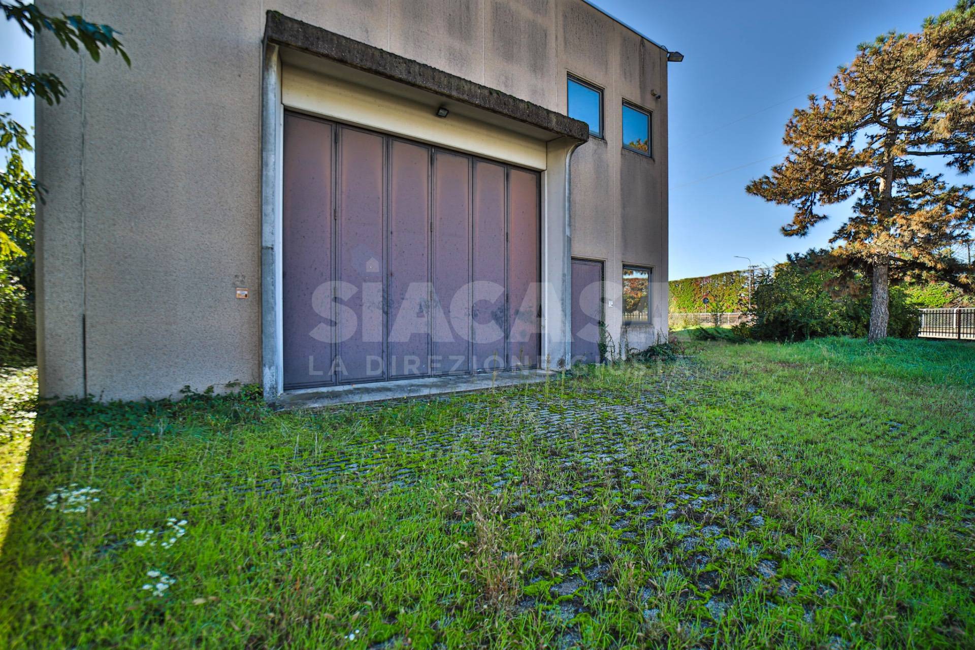 Capannoni in vendita a Verdellino