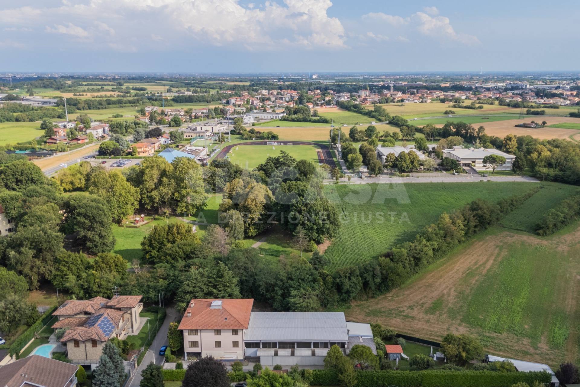 Capannoni in vendita a Cornate d'Adda