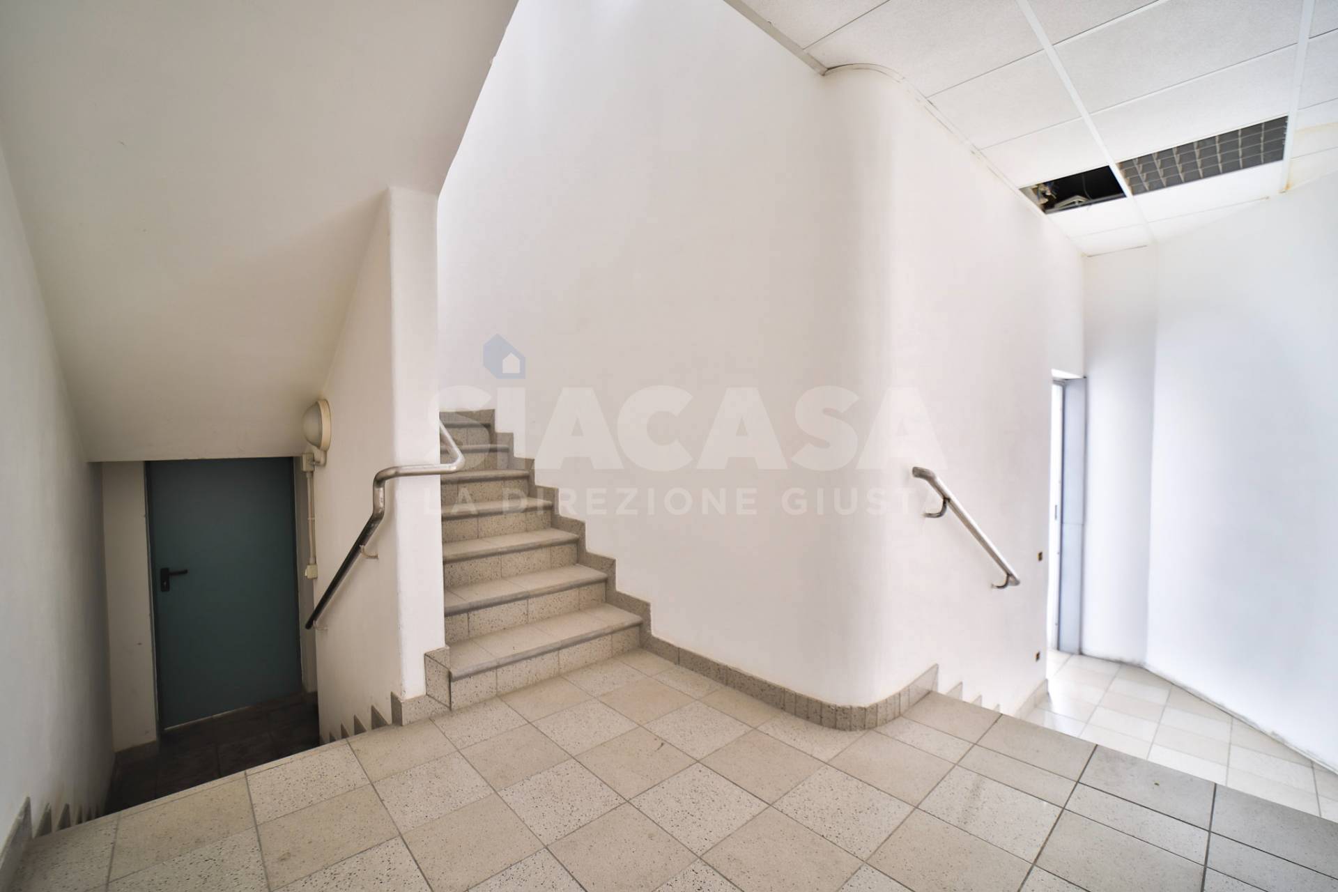 Uffici in vendita a Caponago