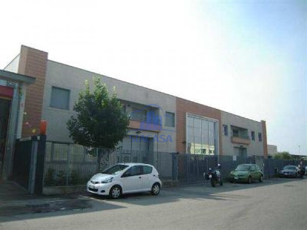 Capannoni in vendita a Concorezzo