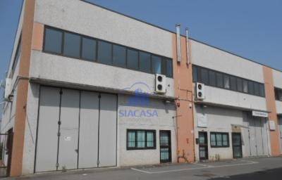 Capannoni in vendita a Cernusco sul Naviglio
