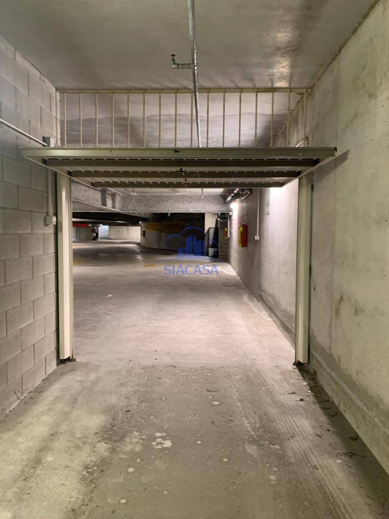 Box / posti auto in vendita a Vimercate