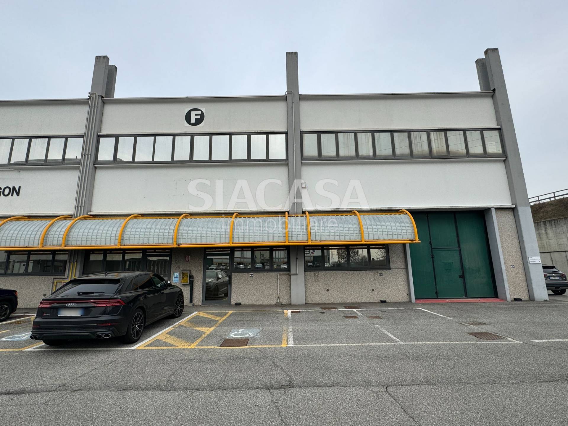 Capannoni in affitto a Caponago