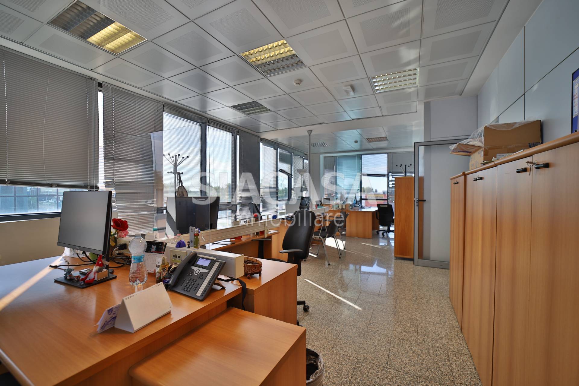 Uffici in affitto a Mezzago