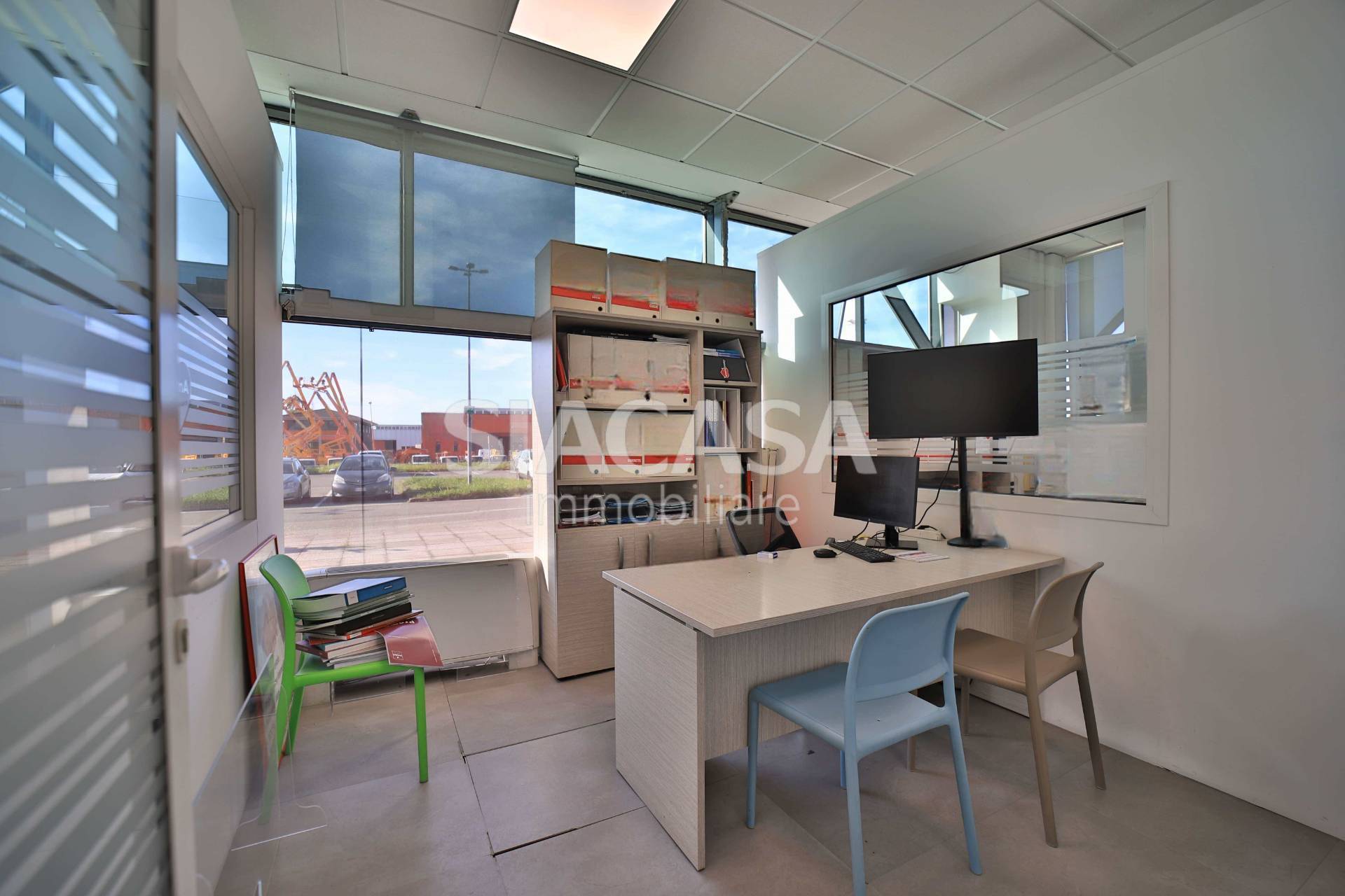 Capannoni in affitto a Mezzago