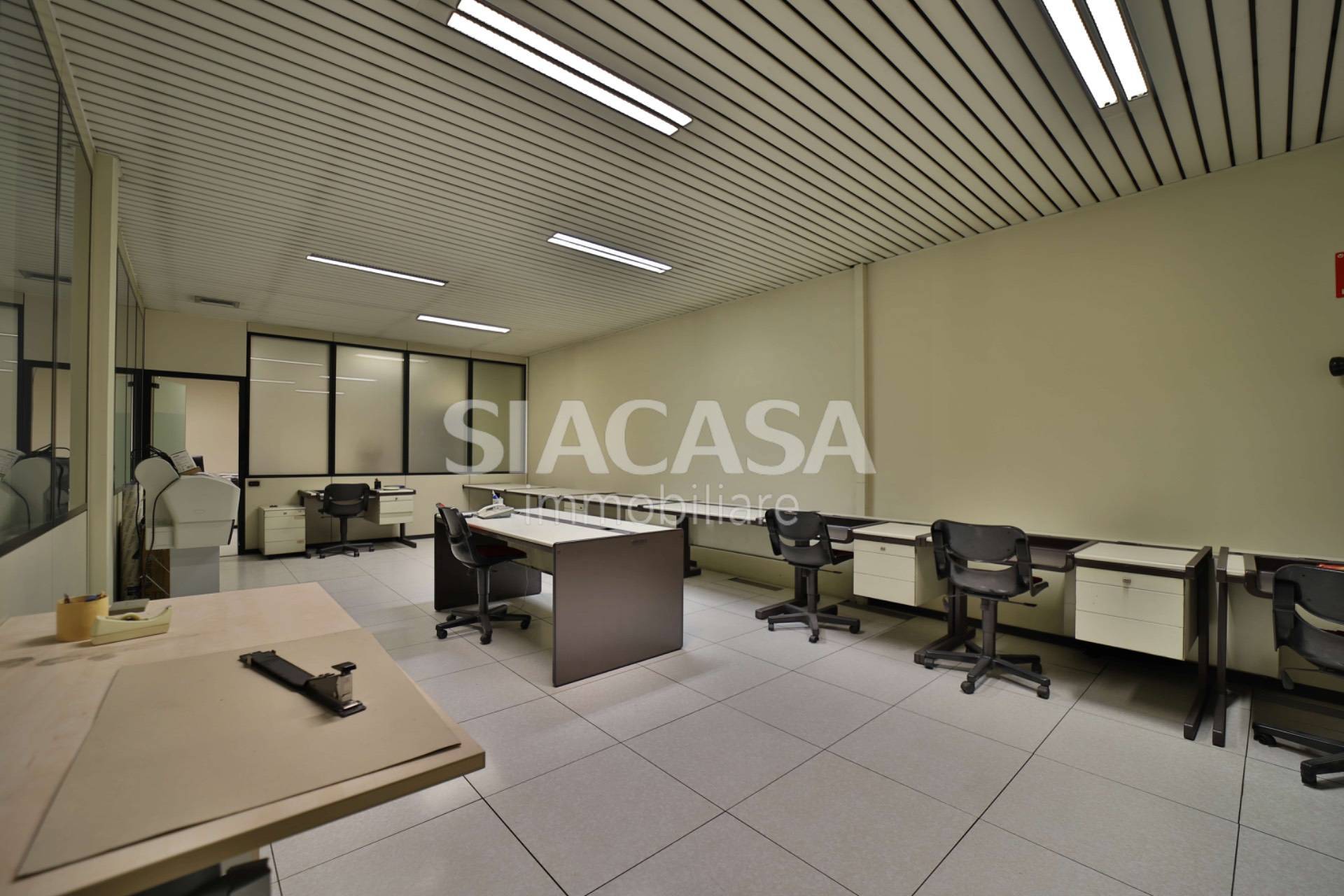 Capannoni in vendita a Brugherio