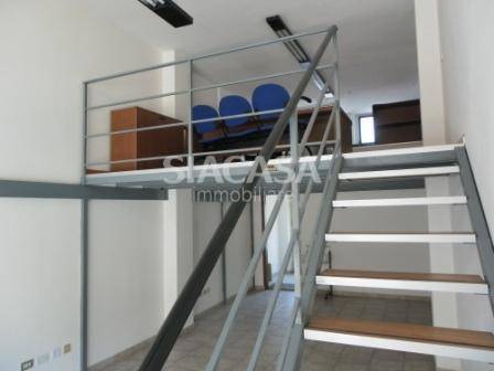 Negozi in vendita a Agrate Brianza