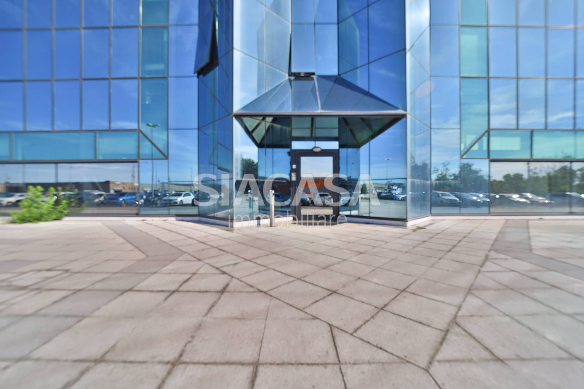 Uffici in affitto a Mezzago