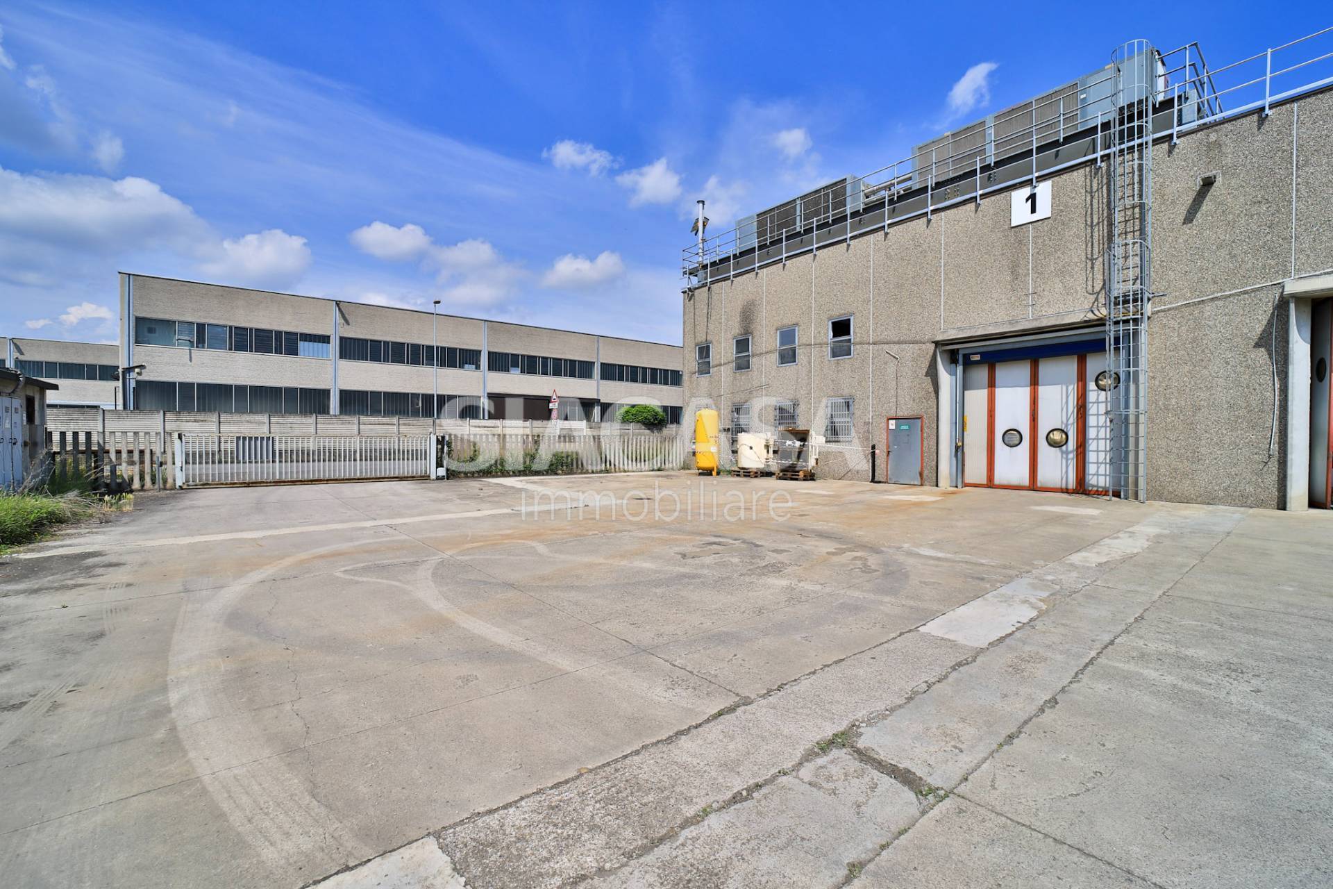 Capannoni in affitto a Liscate