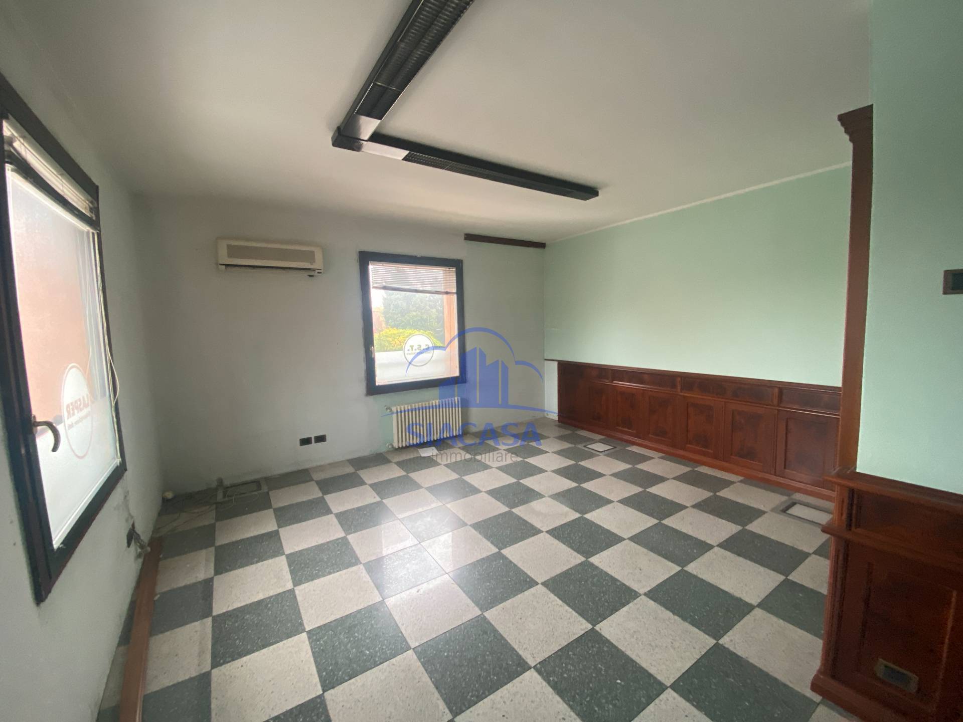 Uffici in vendita a Cavenago di Brianza