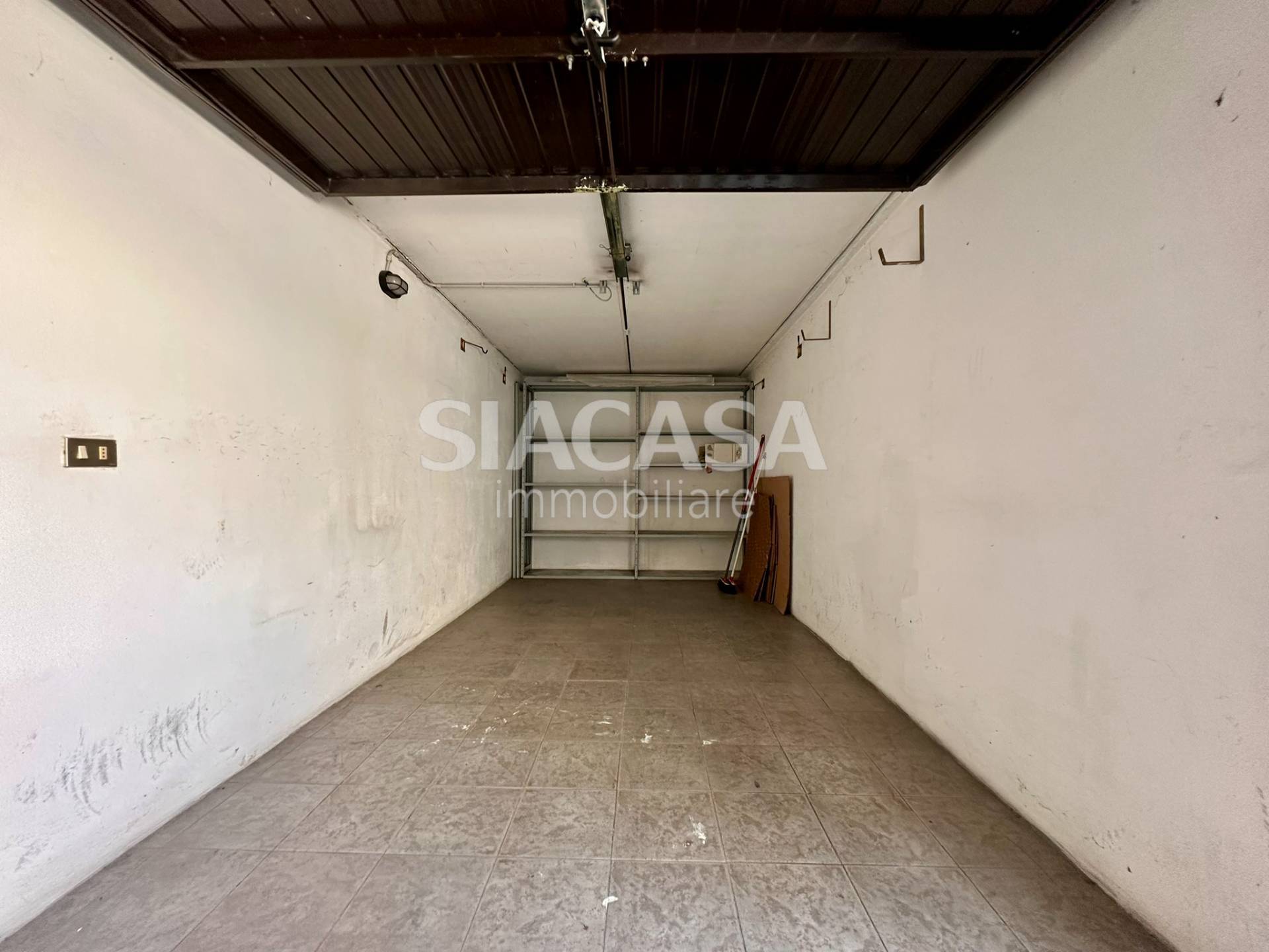 Box / posti auto in vendita a Cassano d'Adda