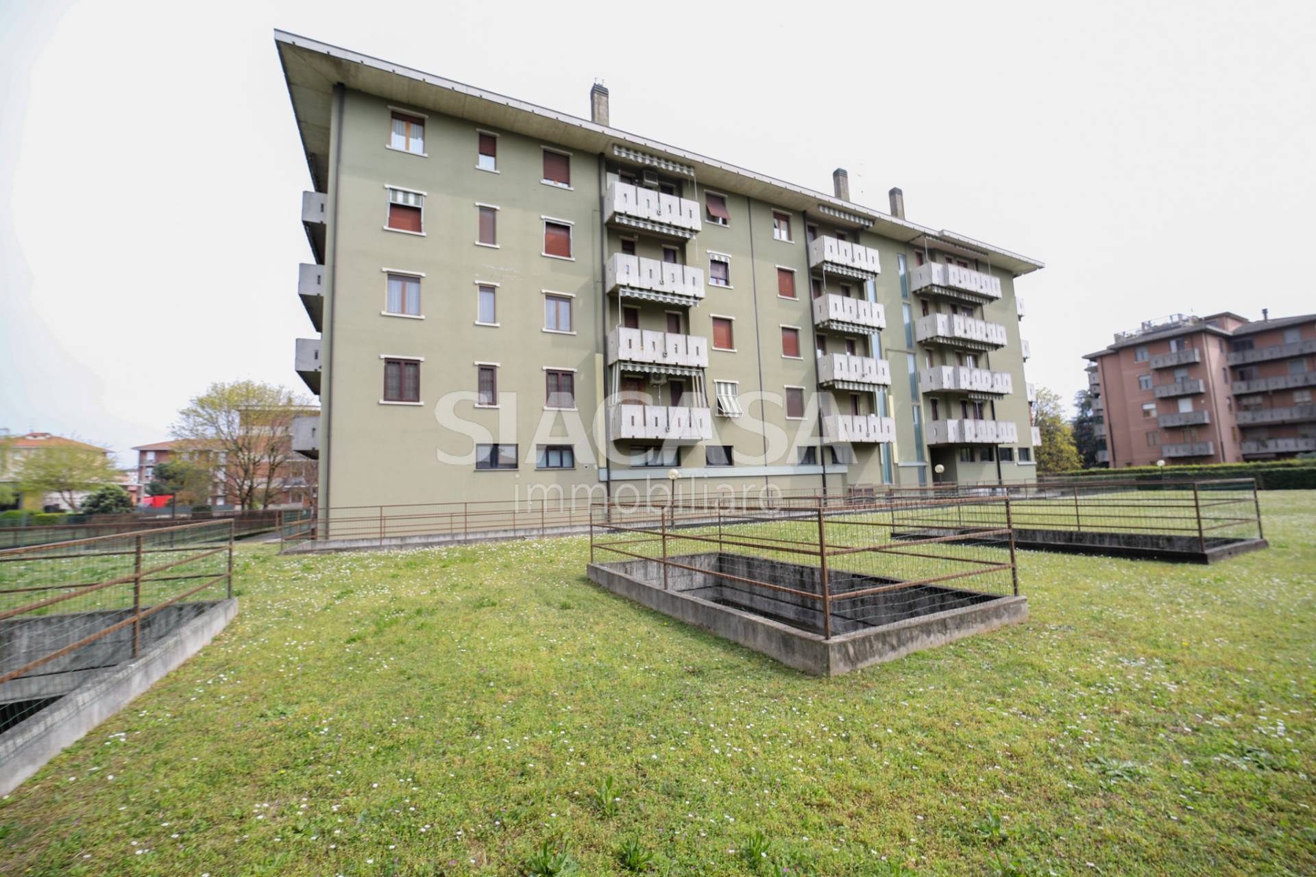 Box / posti auto in vendita a Cassano d'Adda