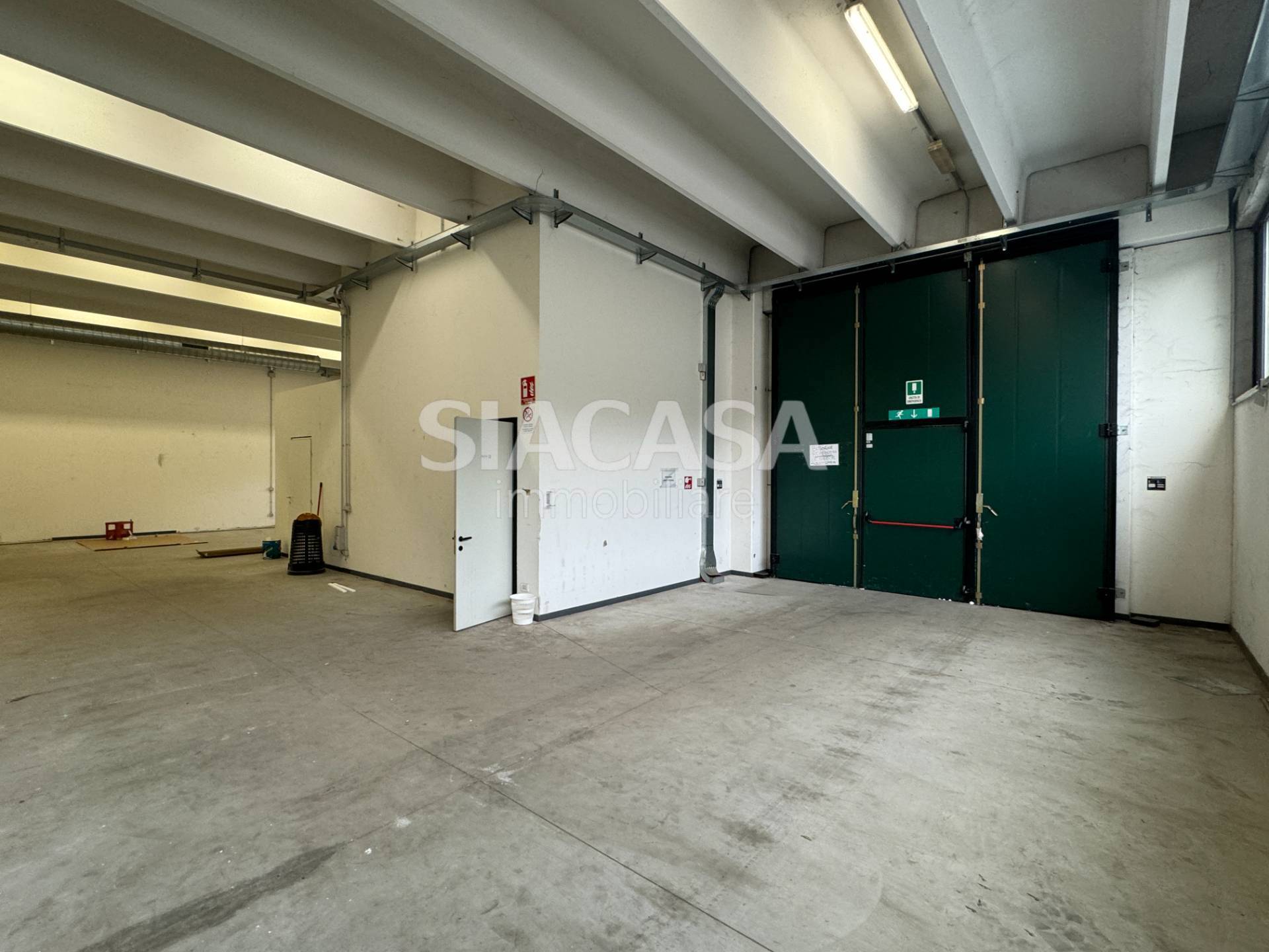 Capannoni in affitto a Caponago