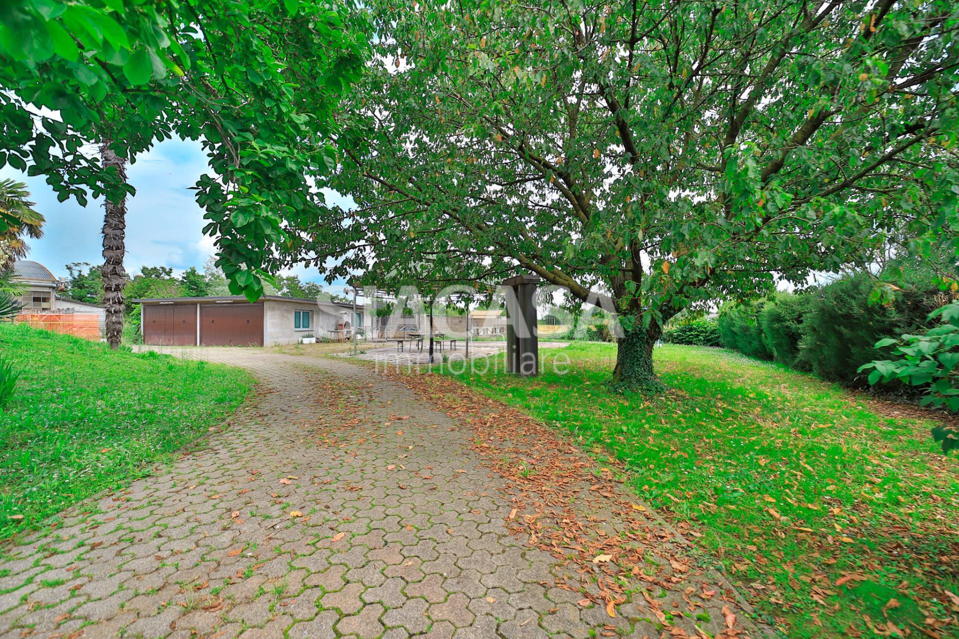 villa in vendita a Cornate d'Adda