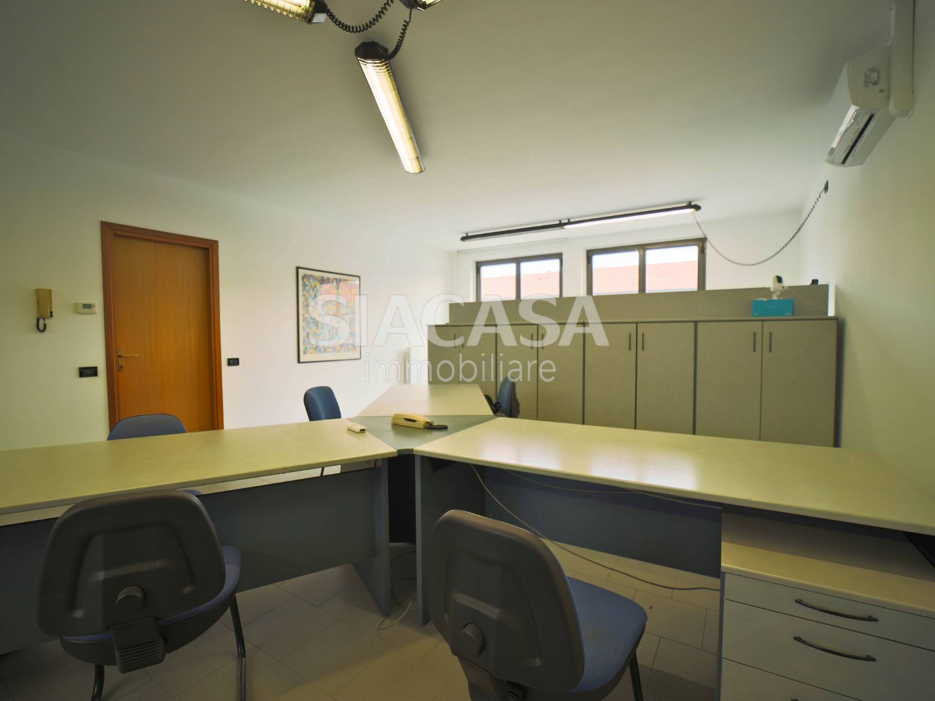 Uffici in vendita a Cernusco Lombardone