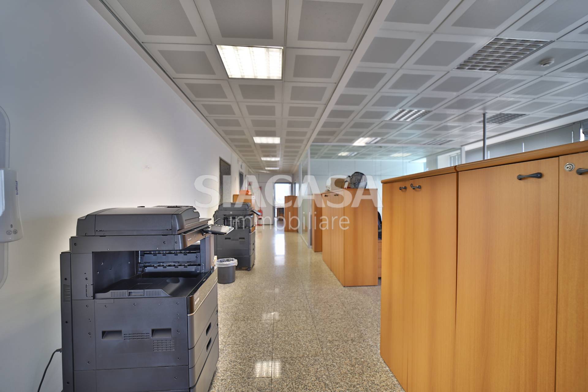 Uffici in affitto a Mezzago